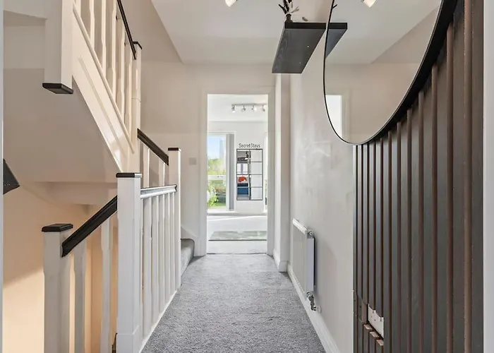 Luxury City Centre 5 Bed House With Free Parking